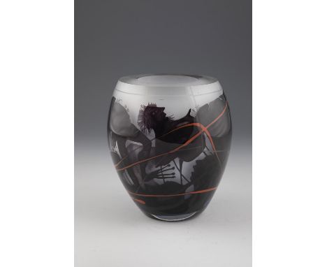 Vase Stanislaw Borowski, 1991 Farbloses Glas mit mehrfarbigen Teilueberfaengen, mit weissgrauem Opal unterfangen. Nach Zwisch