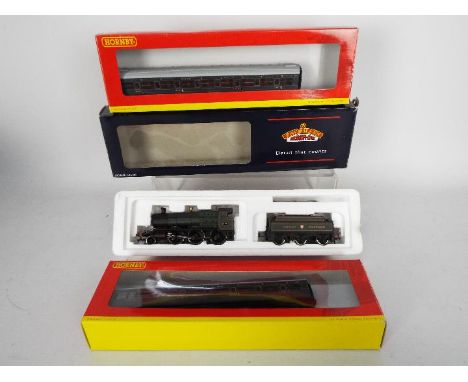 Bachmann, Hornby  - A boxed OO gauge steam locomotive with two boxed OO gauge passnger coaches. Lot consists of Bachmann #31-