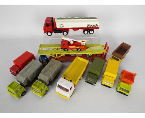 Dinky Toys - A fleet of 11 unboxed later issue Dinky Toys diecast commercial vehicles. Lot includes Dinky #974 AEC Hoyner Car