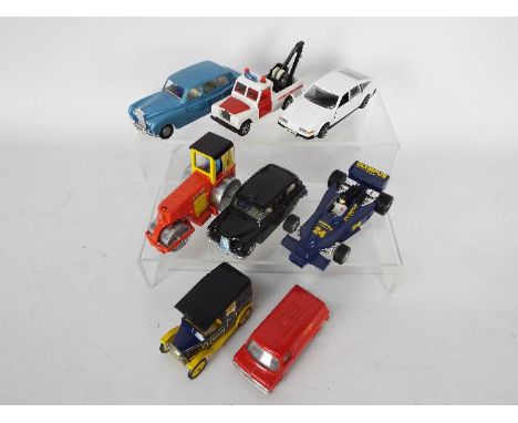 Dinky Toys - An unboxed fleet of eight diecast Dinky Toys. Lot includes #152Rolls Royce Phantom V; #442 Land Rover Breakdown;