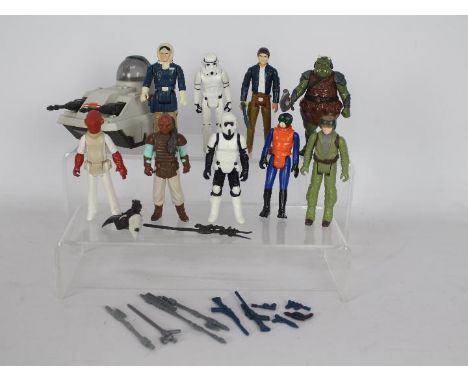 Star Wars - A lot of 9 Star Wars figures from the original trilogy. Items could be described as good condition with light pla
