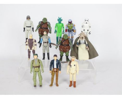 Star Wars - A lot of one dozen vintage Star wars figures from the original trilogy era. Range spans from all 3 movies and con