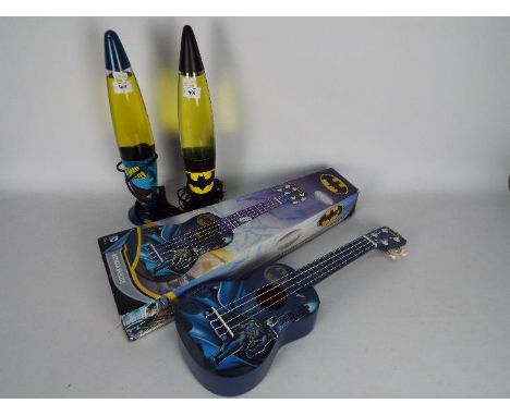 BB Designs - AAAD - 2 x unboxed Batman Lava Lamps and a boxed Batman Ukulele. The lamps show some signs of wear but appear in