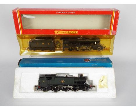 Hornby, Airfix - Two boxed OO gauge steam locomotives. Lot includes Hornby R.3258F Class  2-8-2 steam locomotive and tender O
