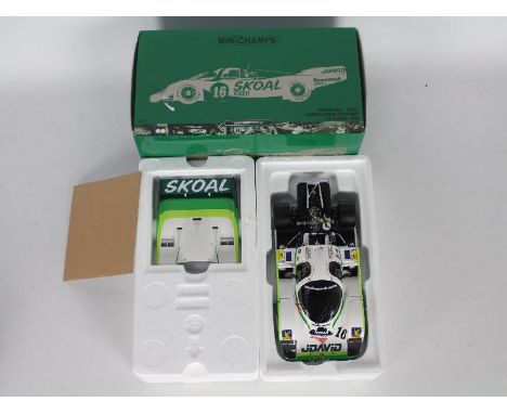 Minichamps - 1 x die-cast model racing car with a scale of 1:18  - lot includes a white-coloured Porsche 956L  - 'Skoal' 24H 