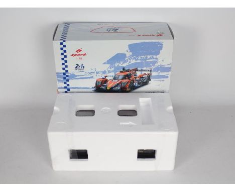 Spark - 1 x die-cast model racing car with a scale of 1:18  - lot includes an orange-coloured Oreca 07 -Gibson 24H Le Mans 20