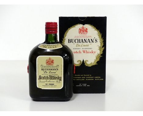 1 26 2/3 fl oz bt Buchanan's 'De Luxe' Finest Blended Scotch Whisky 70° proof oc - damaged