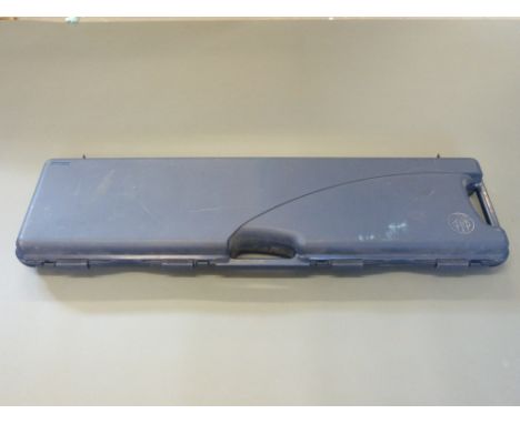Beretta Urika 391 12 bore semi-automatic shotgun with engraved lock, chequered semi-pistol grip and forend, gilt trigger, ven