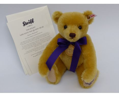 Steiff Teddy Bear God Save the Queen with yellow mohair, 32cm, limited edition 607, with certificate of authenticity 