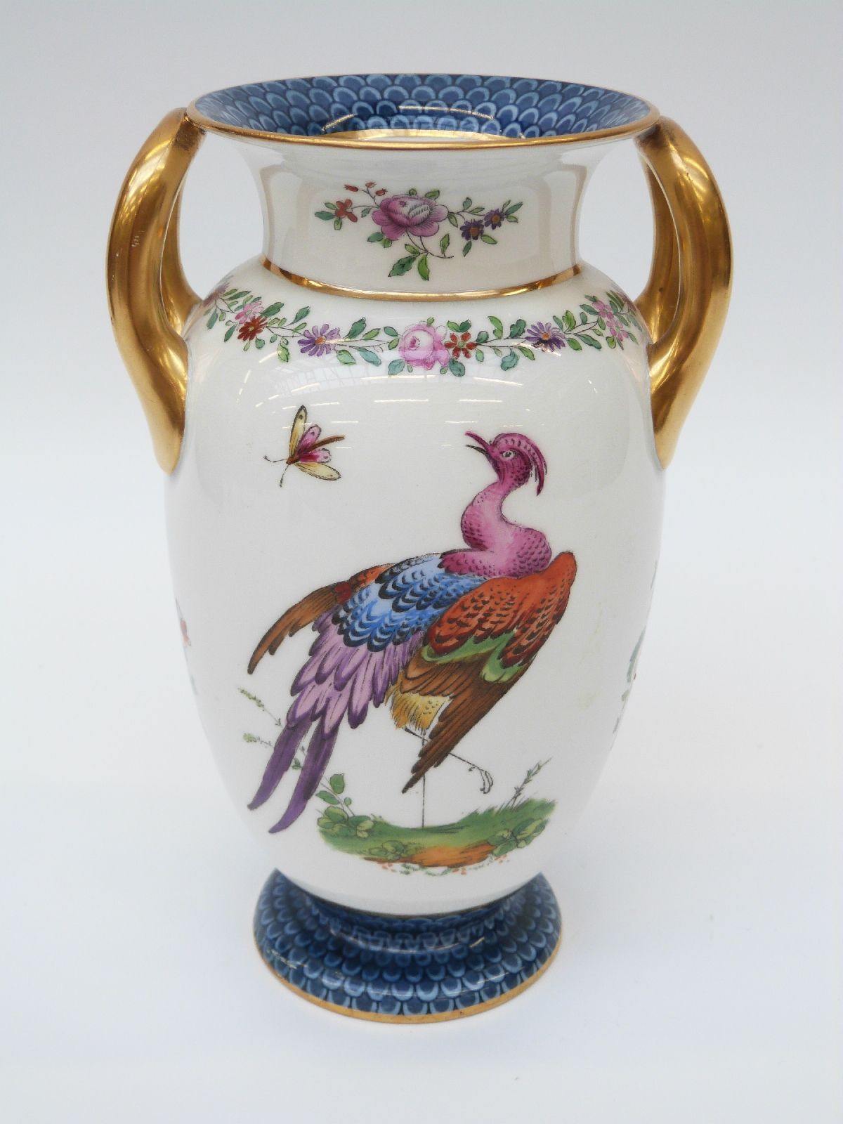 A Copeland Spode double-handled vase with peacock decoration, 20cm tall