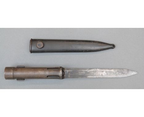 Dutch bayonet M1963 Fal and scabbard, numbered to blade 79383, blade length 17cm