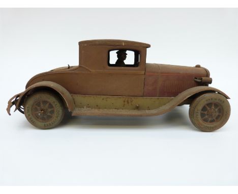 Tipp & Co clockwork tinplate model car with Dunlop Balloon tyres and KB - 788 number plate, 33cm long. 