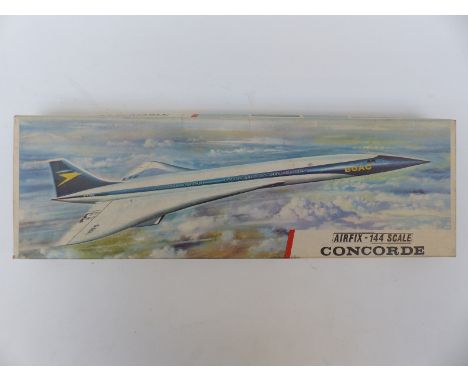 Airfix 1:144 scale Concorde model kit SK700, in original box 