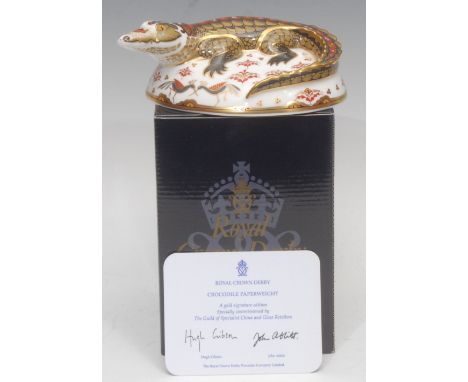 A Royal Crown Derby paperweight, Crocodile, Exclusive Gold Signature Edition for The Guild of Specialist China and Glass Reta