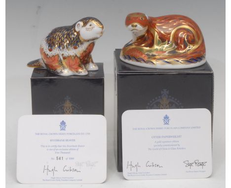 A Royal Crown Derby paperweight, Otter, specially commissioned by The Guild of China &amp; Glass Retailers, a gold signature 