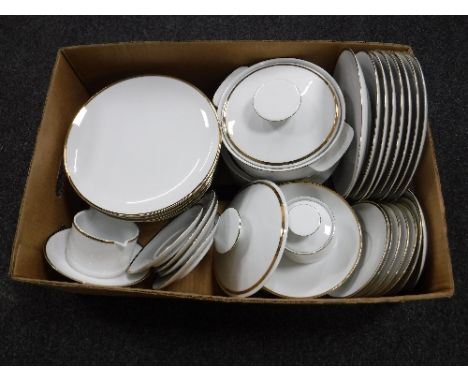 Two boxes of Thomas white & gilt tea and dinner service 