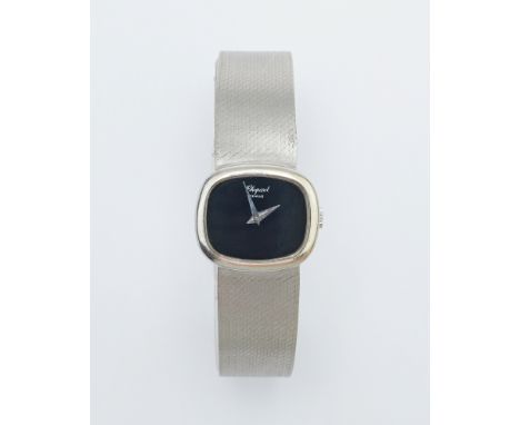 {Feine goldene Chopard-Damenarmbanduhr,} 18 ct. WG. Glattes Gehäuse, Nr. 114580-5092-1. Onyxzifferblatt. Ankerhemmung, Cal. C