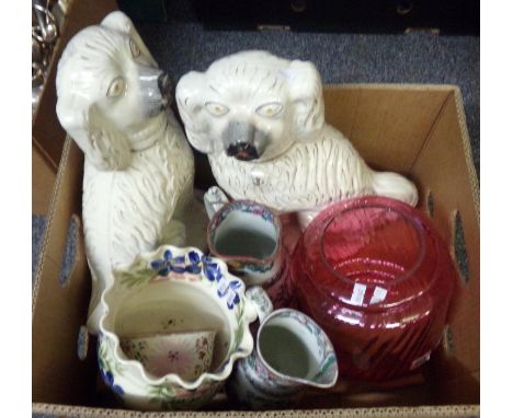 Box of assorted items mostly china to include: a pink lustre bowl, Gwili pottery floral hand painted planter, two oriental de