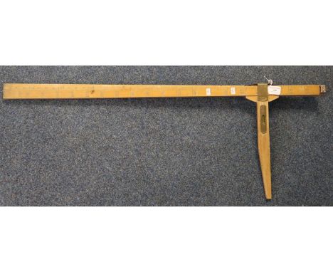 Vintage horse measurer folding hinged rule/stick with spirit level.  (B.P. 21% + VAT) 