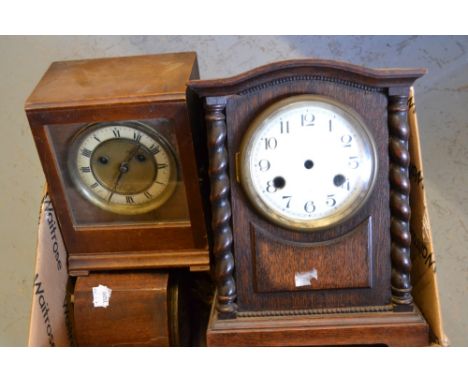 Miscellaneous 19th and 20th Century mantel clocks and clock cases