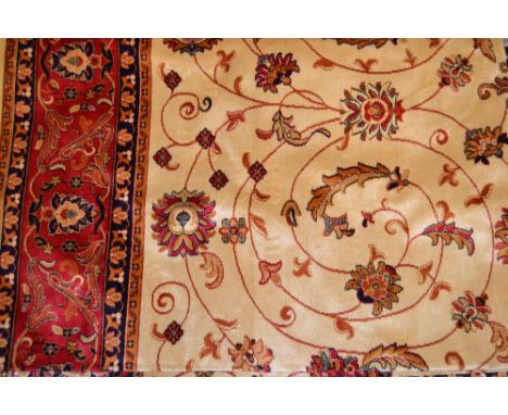 Beige ground Kashan design machine carpet, 2.8m x 2m