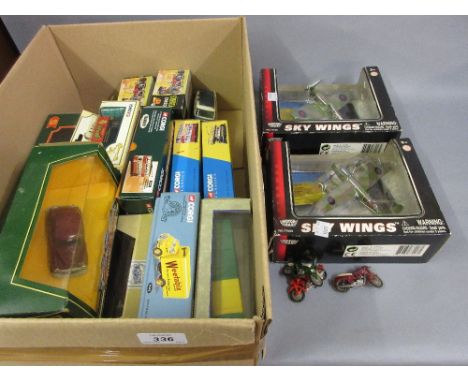 Box containing a collection of Corgi and other model cars, vehicles and aeroplanes, mid to late 20th Century