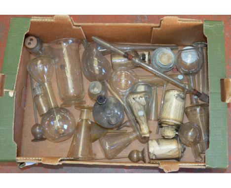 A good lot of vintage veterinary equipment including tools and glassware etc.