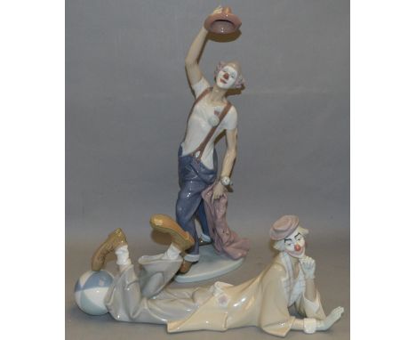 2 large Lladro clown figures: 