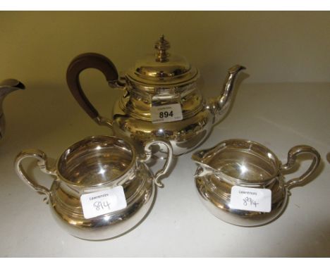 20th Century circular silver tea service in Georgian style, Birmingham 1962