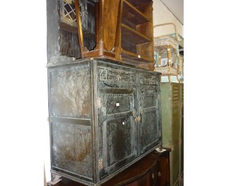 20th Century oak dresser with rack having shelf back with two drawers and two panelled doors