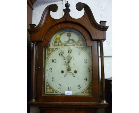 George III oak and mahogany banded longcase clock, the arched hood with a swan neck pediment above an arched door and a plint