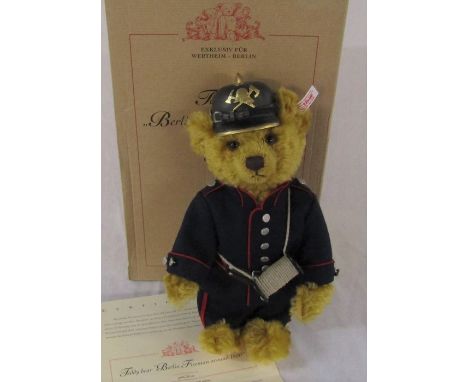 Steiff teddy bear 'Berlin Fireman around 1900' limited edition 526/1000 H 30 cm complete with box and certificate