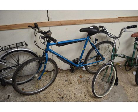 A Raleigh Alaska mountain bike
