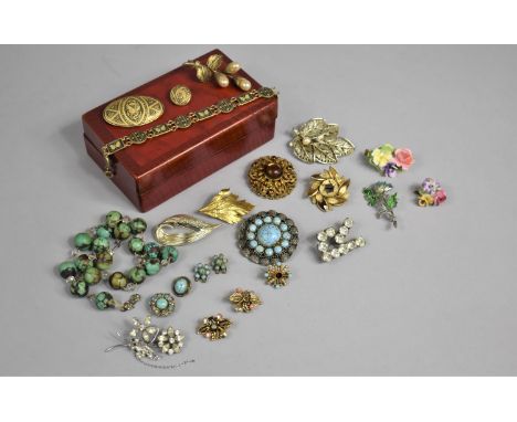 A Collection of Various Vintage and Later Jewellery to Comprise Various Brooches, Damascene Jewellery etc 