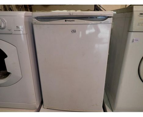 Hotpoint Ice Diamond fridge. All electrical items in this lot have been PAT tested for safety and have passed. This does not 
