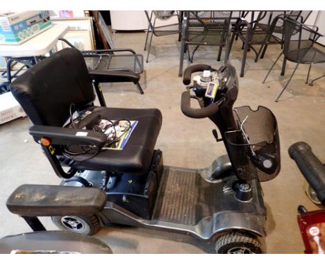 Able World Sterling Sapphire mobility scooter with keys and charger. All electrical items in this lot have been PAT tested fo
