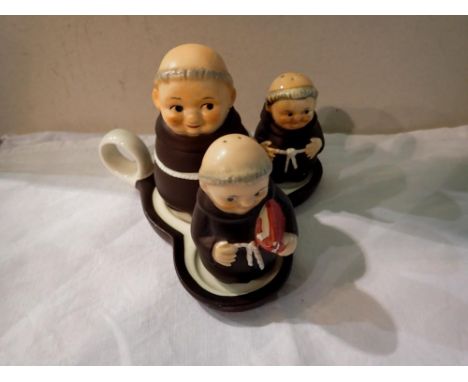 Goebel three monks cruet. UK P&amp;P Group 1 (£16+VAT for the first lot and £2+VAT for subsequent lots) 