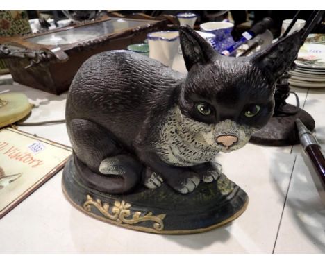 Large cast iron cat doorstop H:28 cm. UK P&amp;P Group 2 (£20+VAT for the first lot and £4+VAT for subsequent lots) 