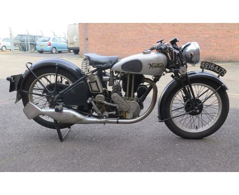 The Model 18 was a stalwart of the Norton range having first entered the marques catalogue during the twenties. Arthur Carrol