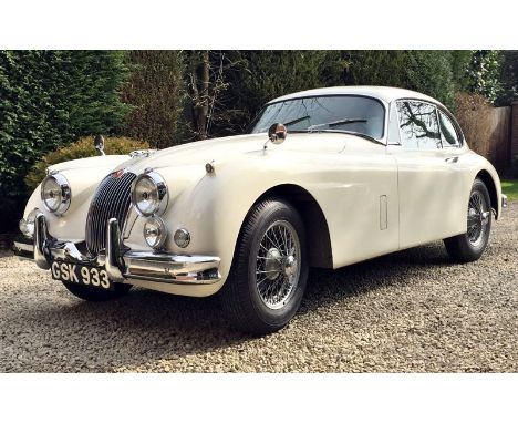 - 1 of just 3,095 LHD Jaguar XK150 Fixed Head Coupes made

- Desirable Special Equipment model and only one UK registered kee