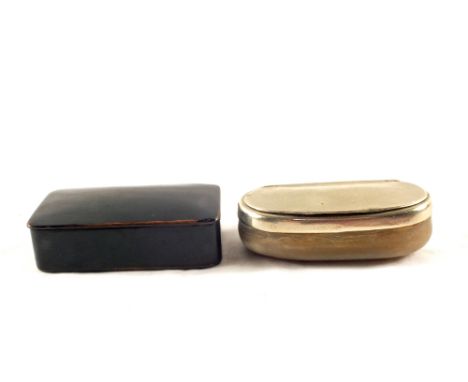 A 19th Century horn and white metal snuff box and a papier mache snuff box