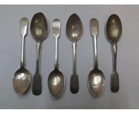 5 hallmarked antique silver spoons engraved "E M" and 1 Cambria spoon 