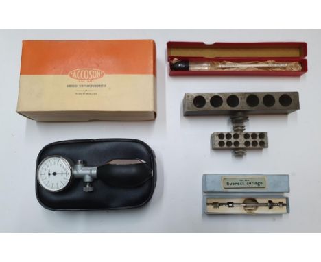 Collection of vintage medical items, still in original boxes to include "Twaddell No 3 Hydrometer", "Accosun - Aneroid, Sphyg