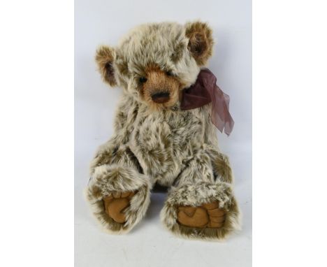 Charlie Bears - A Charlie Bears CB114040B Limited Edition 'William IV' designed by Isabelle Lee. The fully jointed bear numbe