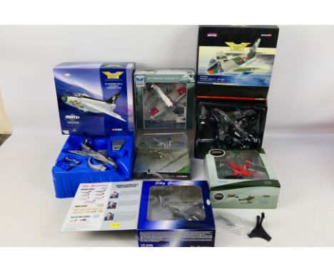 Corgi Aviation Archive - Sky Guardians - Oxford Aviation - Other - A group of six boxed 1:72 scale diecast military aircraft 