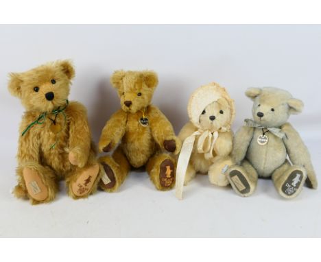 Deans, Dean's Rag Book - A family of four limited edition jointed Teddy Bears from Deans, All with Dean's 2000 CW embroidered