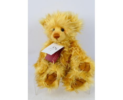 Charlie Bears - A Charlie Bears CB125145B 2012 Collectors Edition Treasure Bear 'Sovereign' designed by Isabelle Lee. The ful