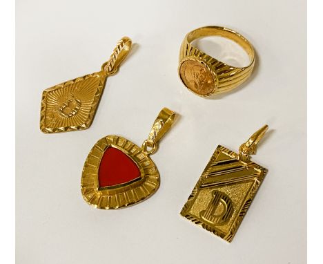 22CT GOLD RING &amp; 3 PENDANTS - APPROX 14 GRAMS TOTAL