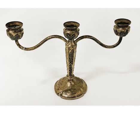 SILVER CANDLESTICK MARKED SING KWONG - SILVER - APPROX 20CM TALL