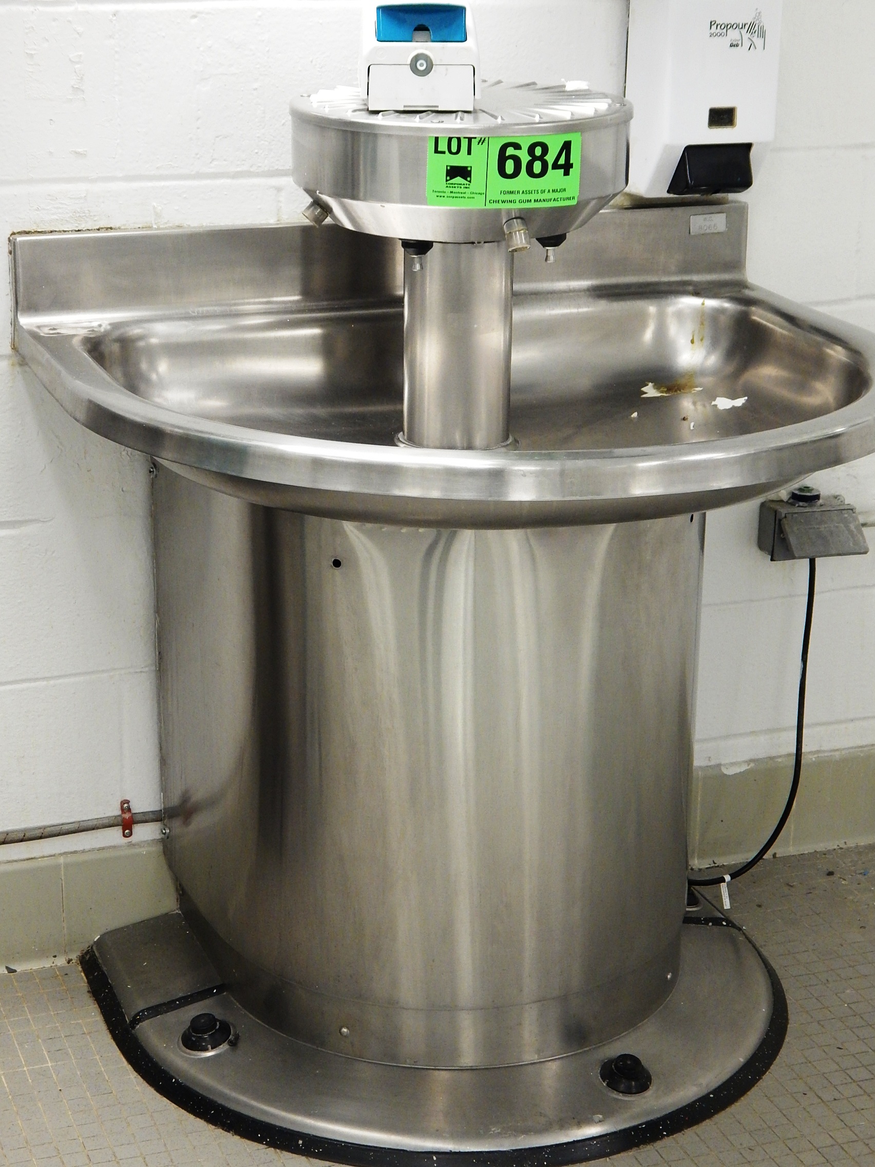{ Group of lots 683, 684 } STAINLESS STEEL HAND WASHING SINK (CI)